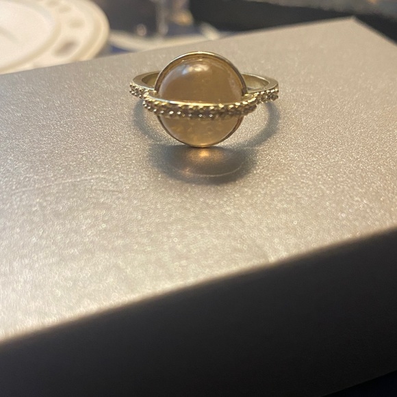 Jewelry - Genuine rose quartz ring size 6